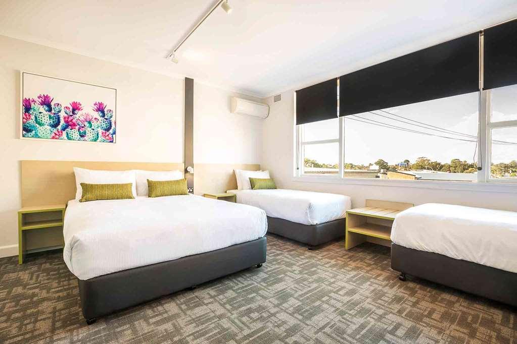 Nightcap At Hume Hotel Bankstown Værelse billede